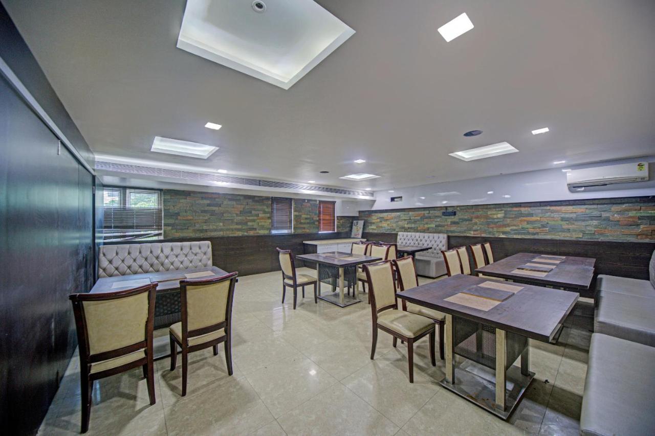 Townhouse 515 Hotel Iris T Nagar Near Shri Ayyappan Temple Ченай Екстериор снимка